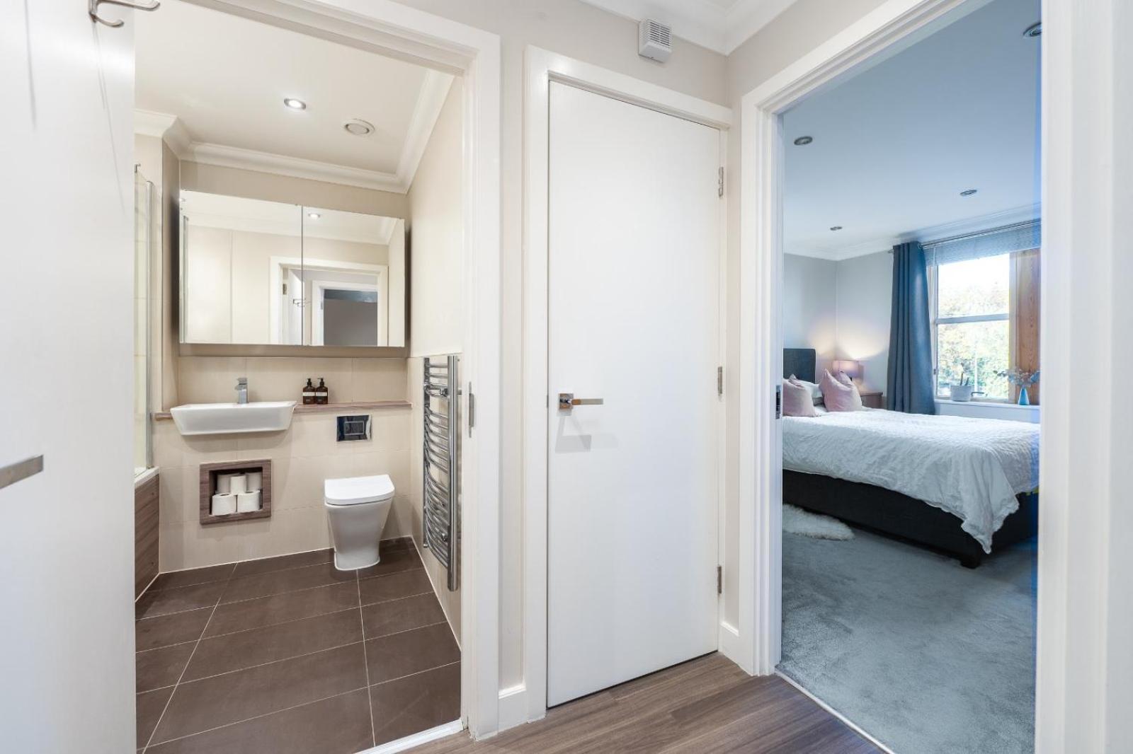 Capital Modern One Bedroom In Clapham Londra