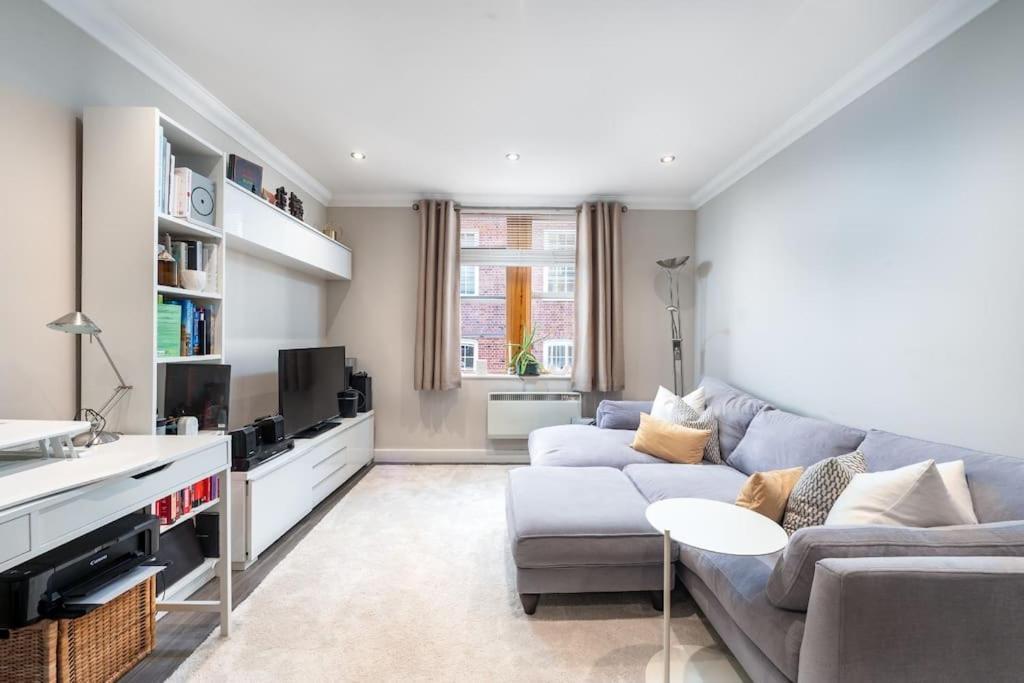 Capital Modern One Bedroom In Clapham * Londra